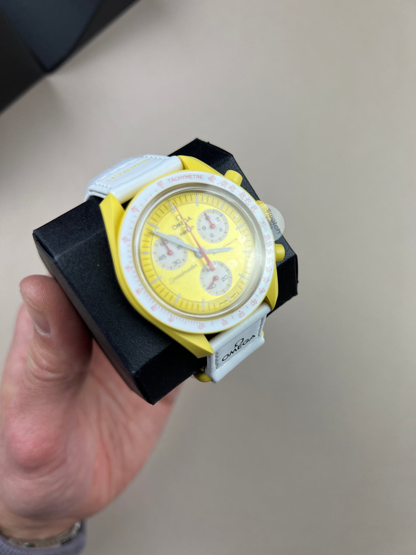 Omega MoonSwatch "Mission to the Sun"