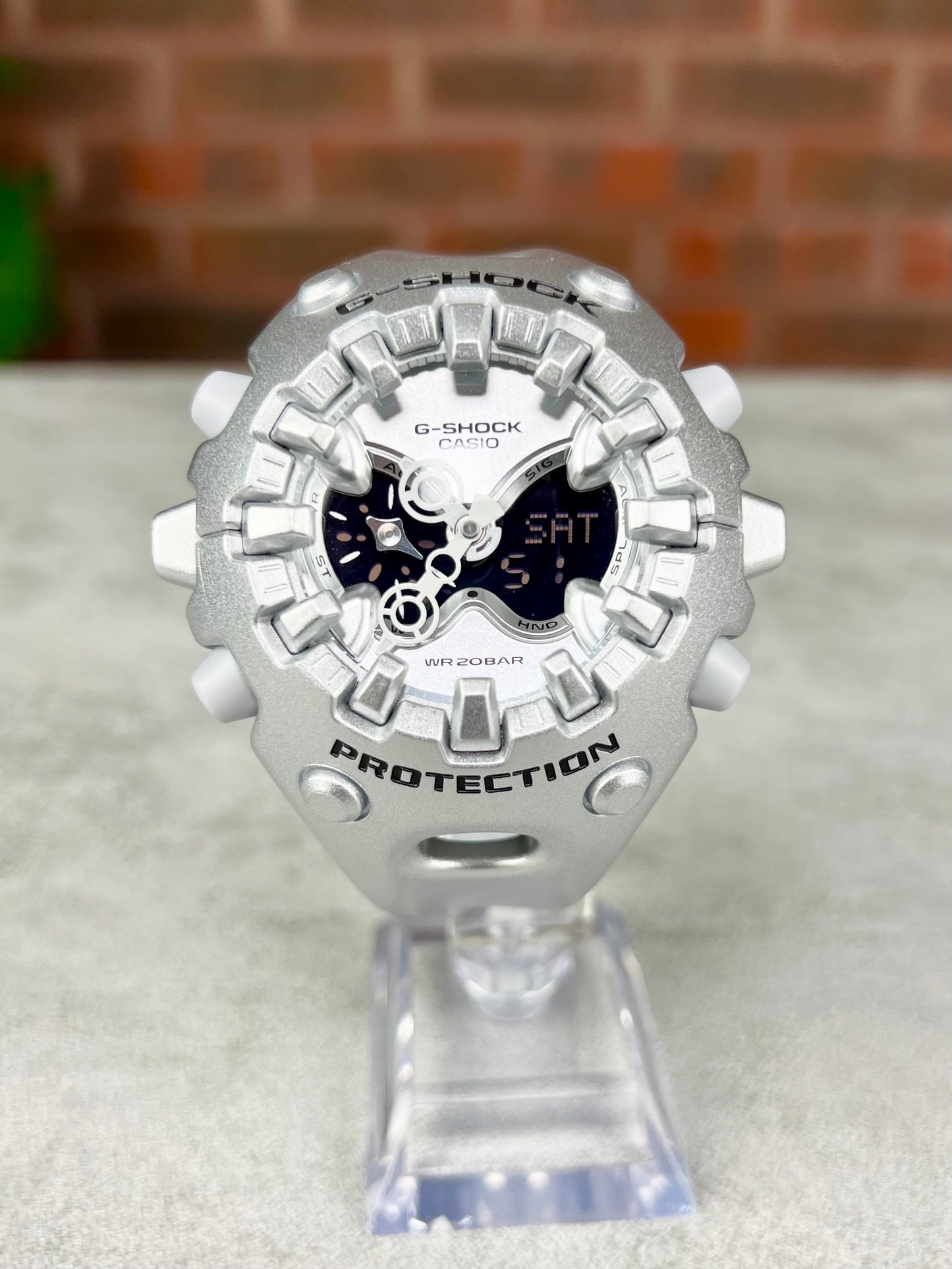 G-Shock GA-V01-8A